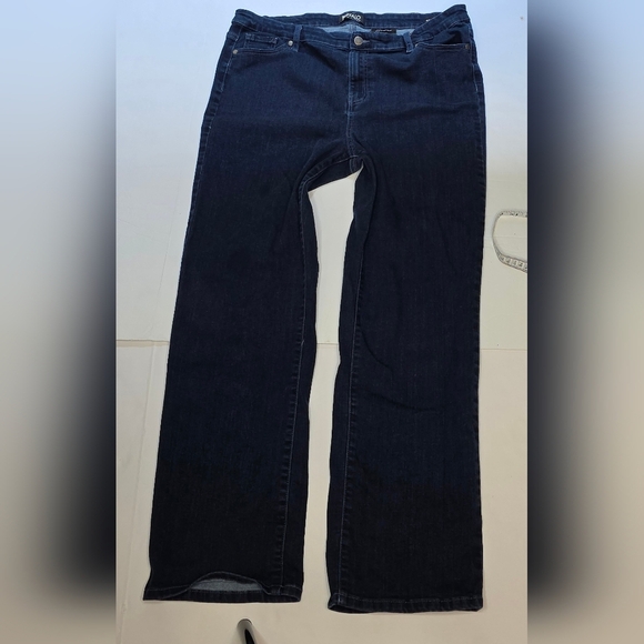 BUFFALO JEANS,  high Rise,Straight Leg, Size 14, Alyssa, good condition - Picture 6 of 9